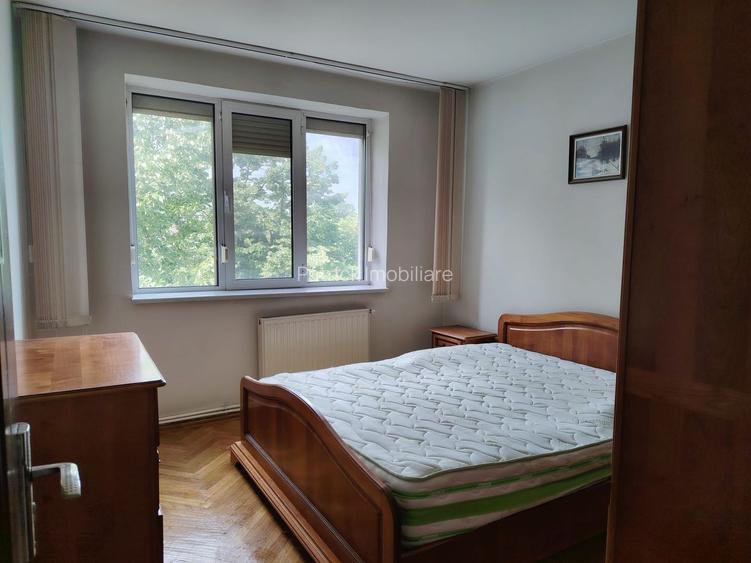 Apartament 3 camere Piata Centrala - 9