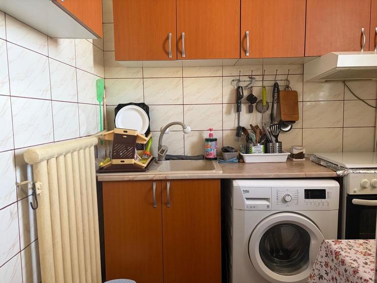 Garsoniera spatioasa cu boiler electric, Mihalache-1 Mai