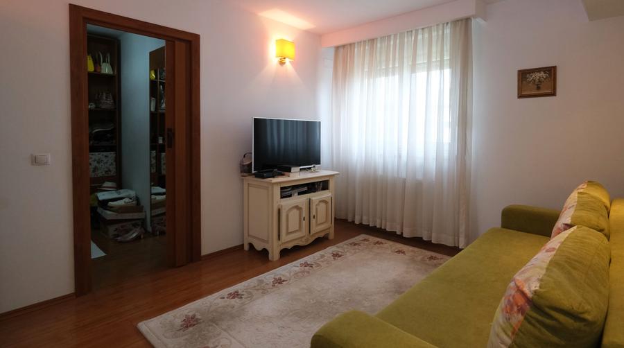 Vanzare vila noua, mobilata P+1+Pod Cornetu si 500 mp teren cu toate utilitatile