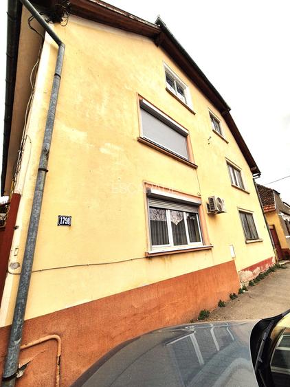 OPORTUNITATE! Casă ultracentrală Sânpetru + teren 1167 mp | Lângă biserică - 2