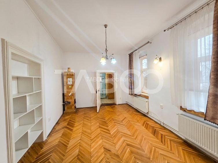 Apartament 3 camere 80 mpu etaj 1 zona Centru Istoric - 2