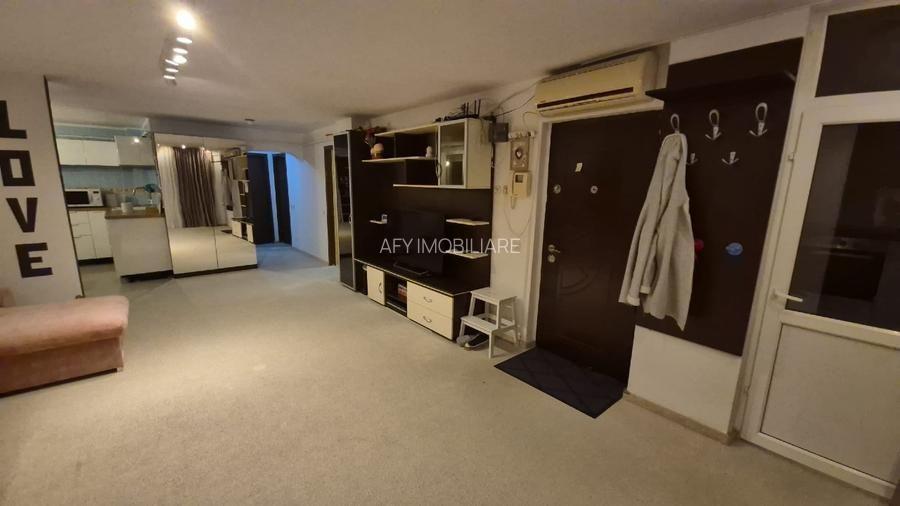 De inchiriat apartament cu 3 camere , Aparatorii Patriei sector4 - 3