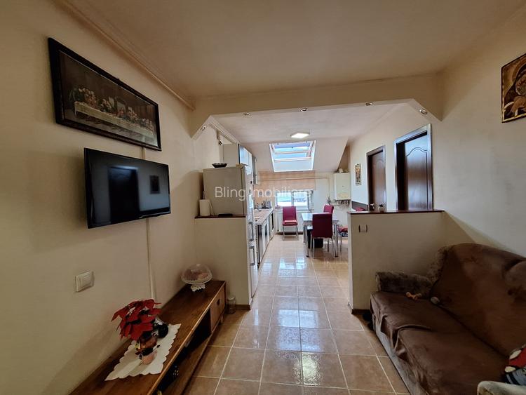 Apartament cu 3 camere, 58,4 mp, 2 balcoane, zona Florilor - 2
