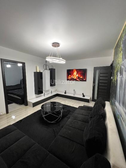 DIRECT PROPRIETAR !! Vând apartament cu 2 camere , 42 mp , zona KM 4-5  - 12