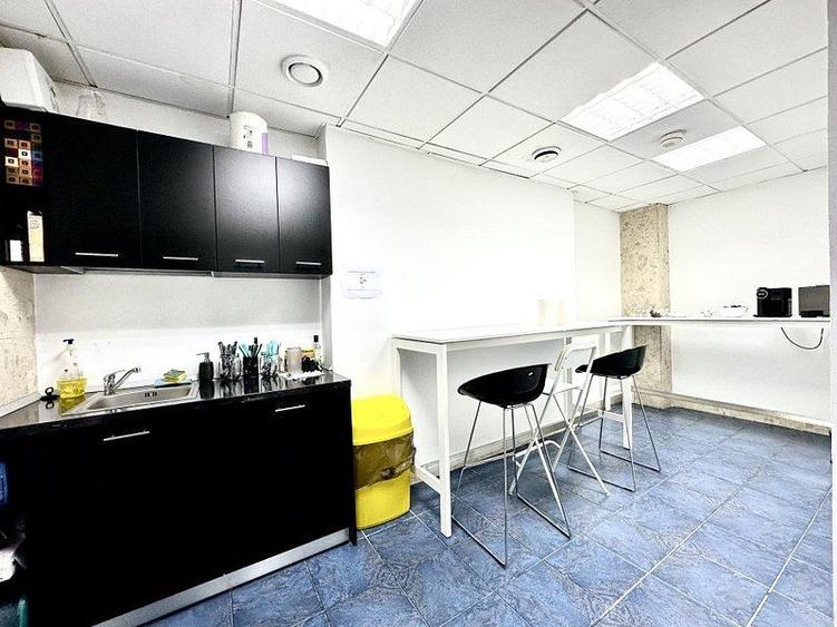 Birou amenajat - Piața Unirii/Bastion - 15