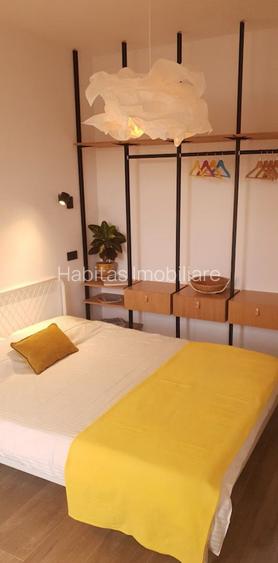 Apartament interbelic in zona Mihai Viteazul-103mp, et. 2/2 - 23