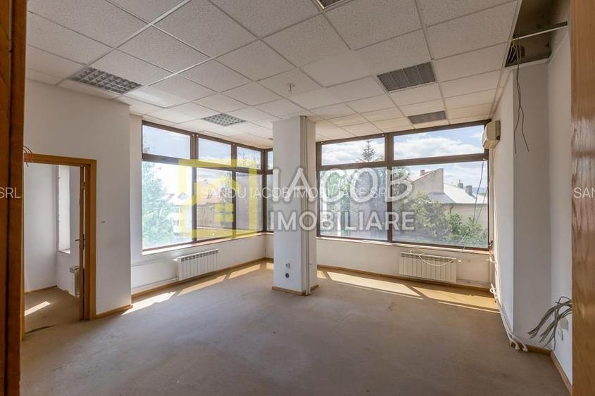 Spatiu comercial P+1, Buhusi, central, jud Bacau - 13