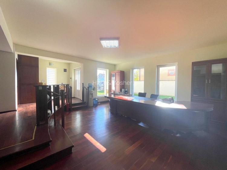 Spațiu de birouri / clinică de vanzare - 43