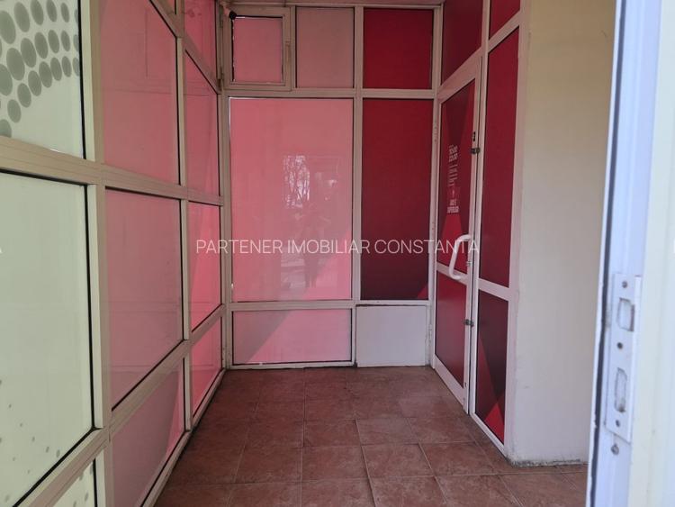 Spatiu comercial- Vedere directa Bd. Tomis | Zona Macu Rosu- Tomis 3 - 5