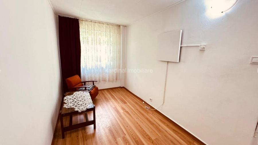 Apartament 2 camere decomandat Astra Carpatilor - 4