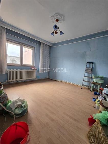 Mircea cel Batran - 2 camere decomandat, liber - 2