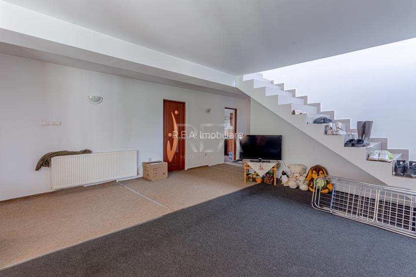 Casa 6 camere P+1+POD + Teren 1317mp  PERIS - ILFOV - 8