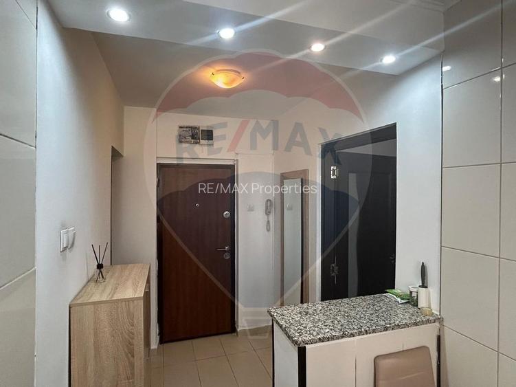 Inchiriere 2 camere semidec. Etaj 4/10 Al. Otesani Metrou - 4