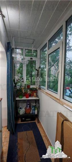 Apartament de 4 camere, cu centrala proprie, foarte spatios, in Militari, la 2 m - 4
