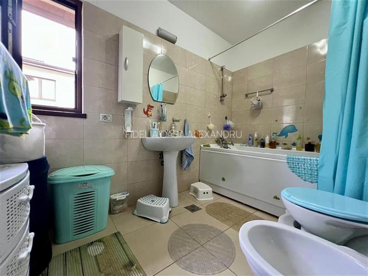 Vile cu 3 camere si 2 bai, de vanzare in Valea Adanca - 16
