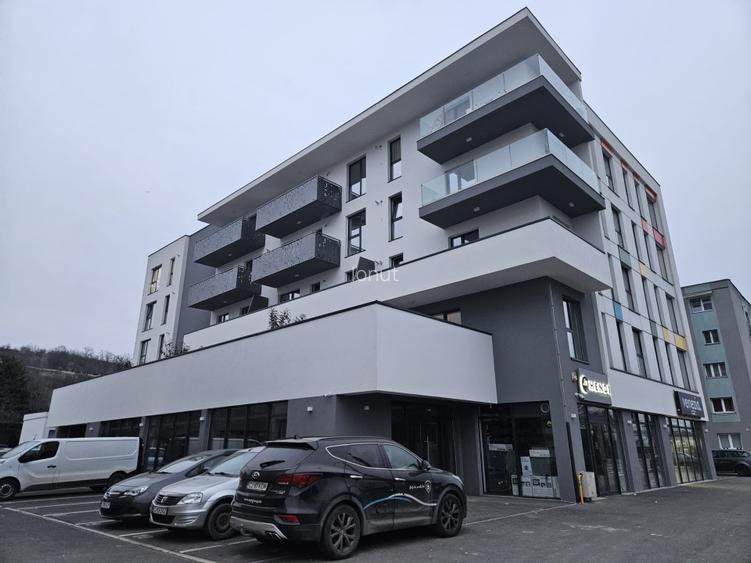 Proprietar inchiriez ap 2 camere cu garaj subteran - 13