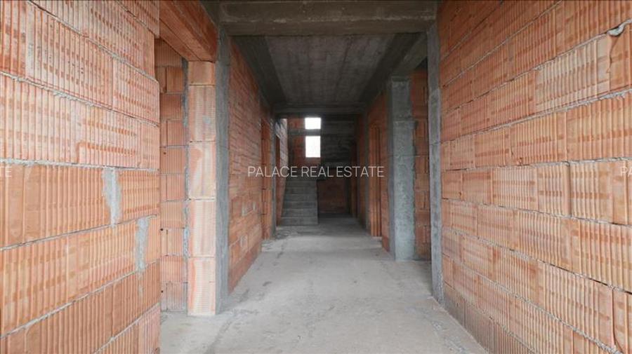 Casa cu 8 camere, 900 mp teren, la rosu in Rediu - 8