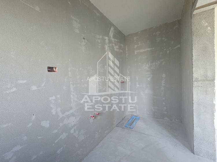 Jumatate de duplex pe parter cu 4 camere si 2 bai, Sag - 9