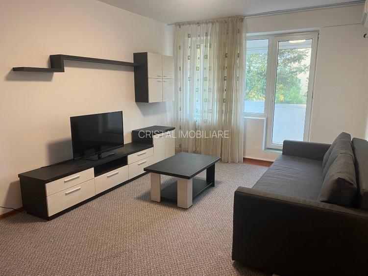 Închiriere Apartament cu 2 camere renovat, 4 min metrou Costin Georgian - 4