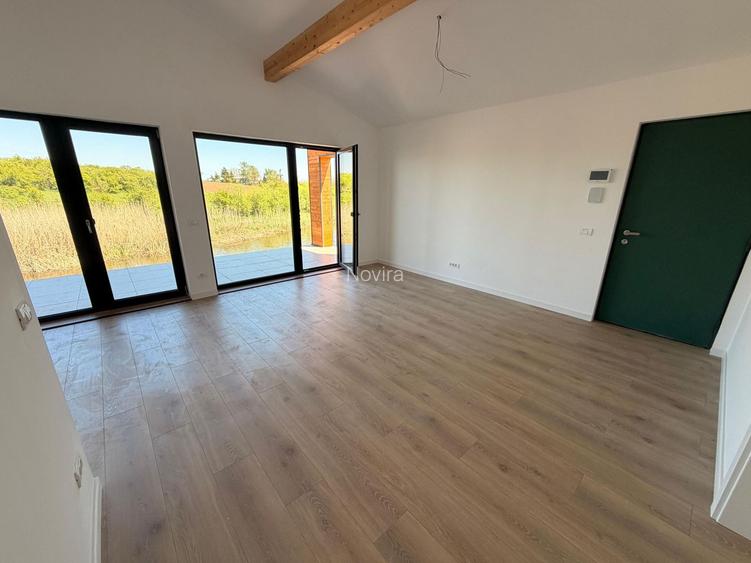 Casa individuala - Ponton - Vedere libera la lac - 9