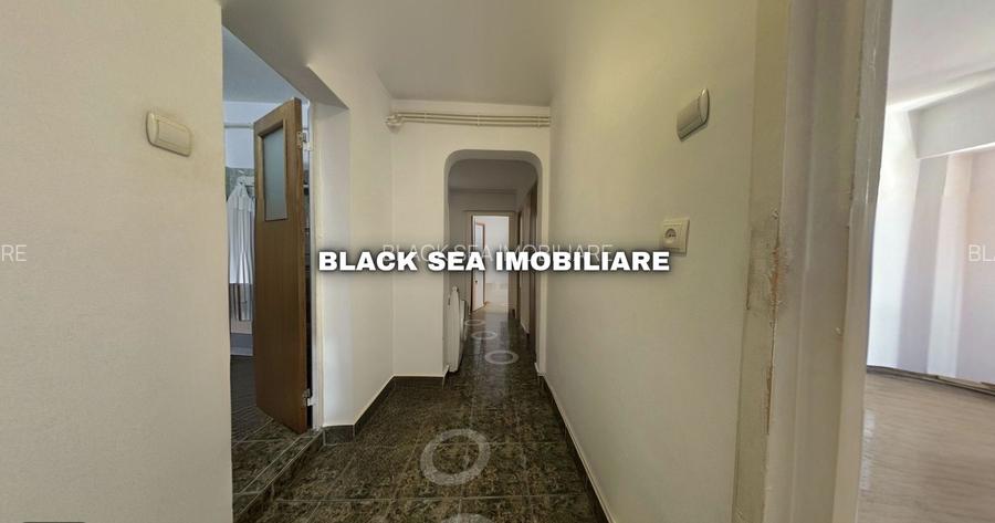 De vanzare apartament 3 camere in zona Casa de cultura. - Ocazie Unica - 9