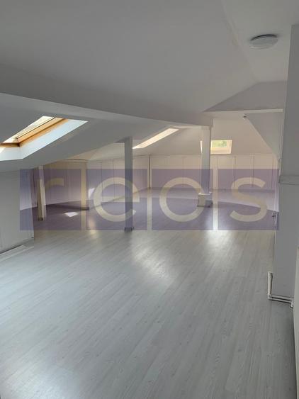 VANZARE - VILA 9 CAMERE  - Vasile Lascar, Mihai Eminescu, Bd. Dacia - 15