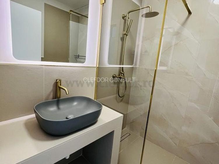 Apartament cu 3 camere de închiriat - 8