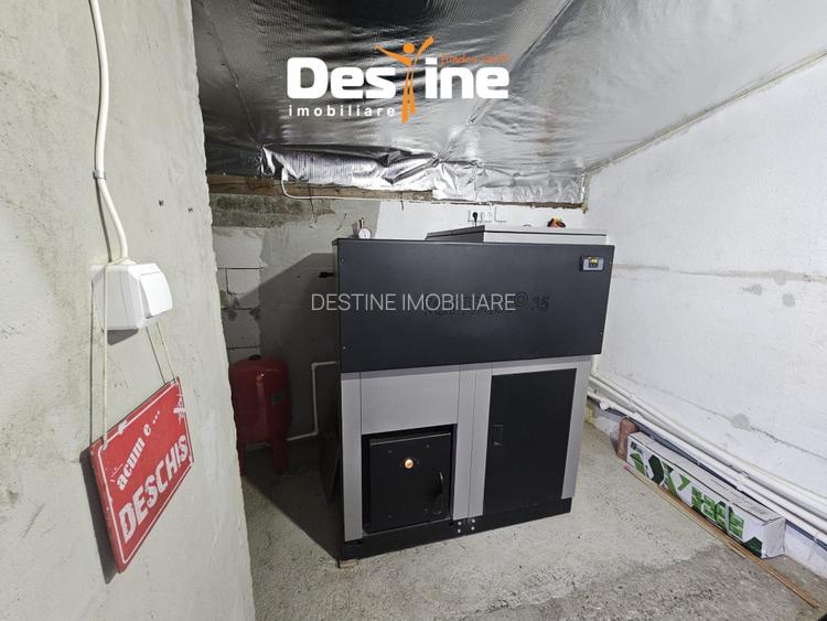 Casa cu etaj si mansarda, 7.200 mp teren, in comuna Probota  - 14