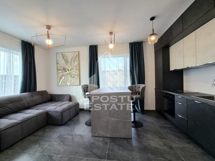 Apatrtament doua camere semi decomandat,zona Confectii
