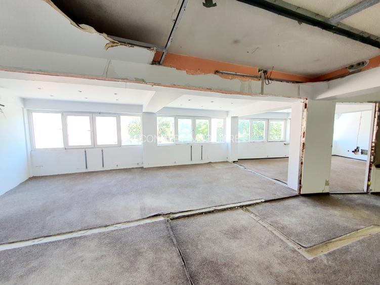 Clădire birouri, ideal clinica, constructie 1990 - 14