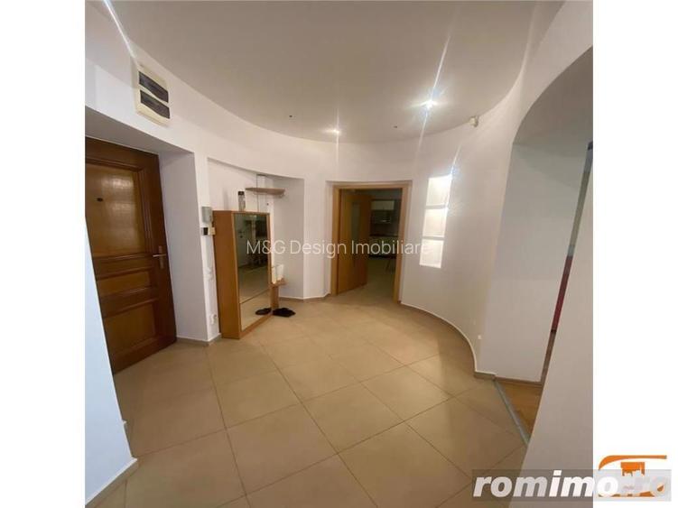 3 camere decomandat lux zona Medicina - CENTRALA PROPRIE - 6