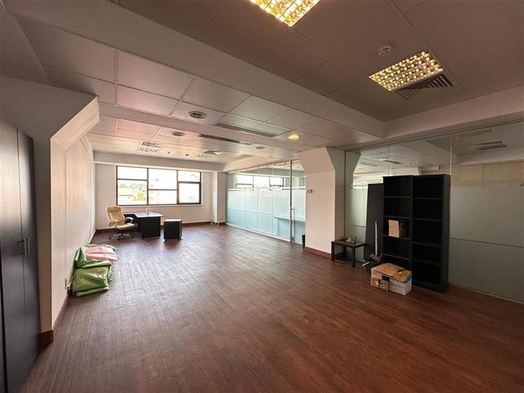 Spatii de birouri in cladire unica - de la 100 mp - 4