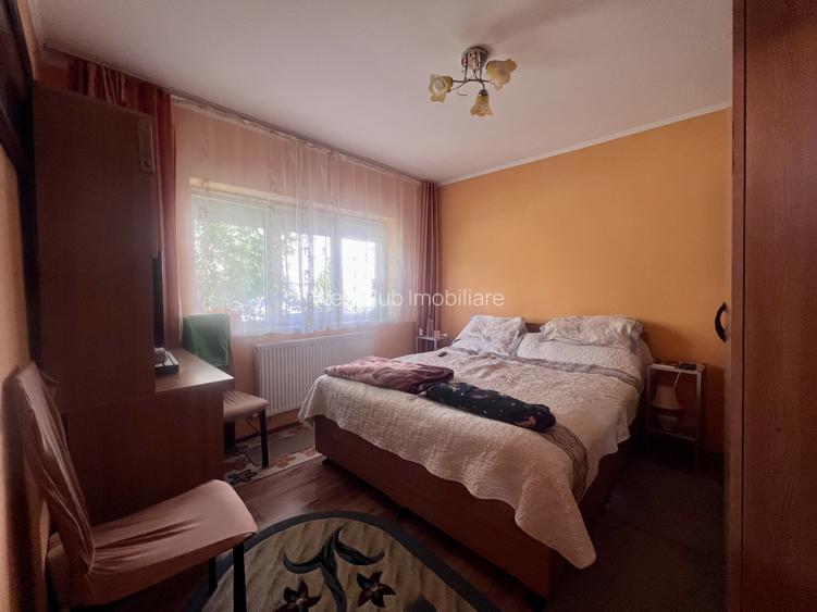 Apartament 3 camere, 69 mp utili, decomandat, parter - zona Soarelui - 3