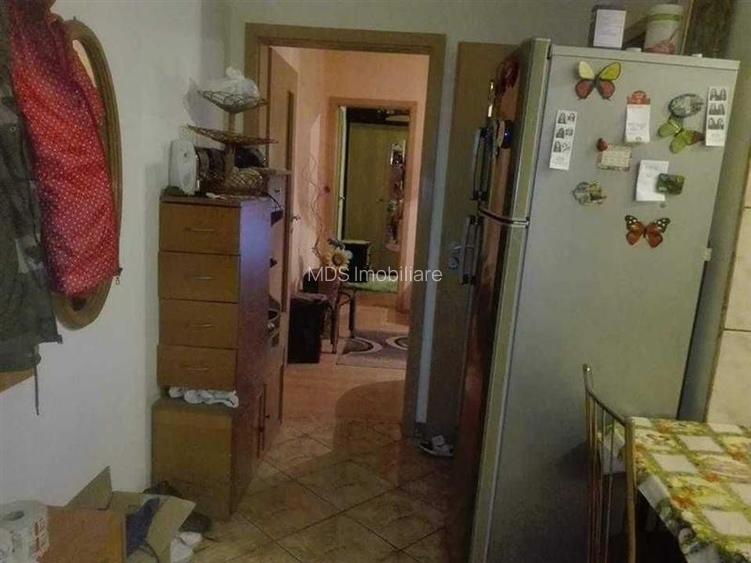 Apartament cu 3 camere la etajul 3 aproape de Mall - 30