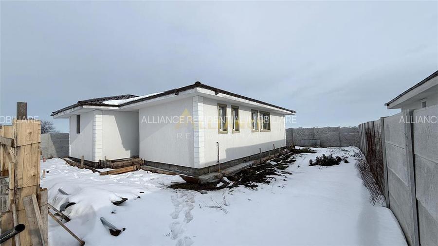 Casa Individuala - 4 camere - 3 bai - 370mp teren - 2
