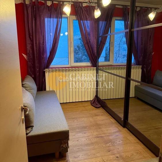 4 Camere Semidecomandat - Mobilat/Utilat  - Etaj 2 - Zona Mircea Cel Bătrân - 3