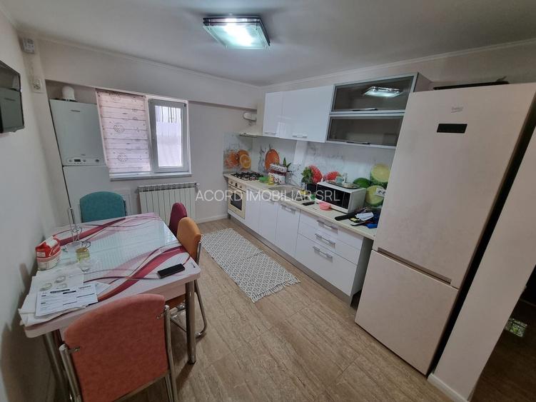 Capitol-apartament 3 camere decomandat finisat modern - 4