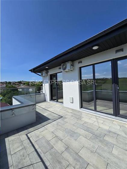 De inchiriat: Penthouse 4 camere 118 mp - etaj 3/3 | Terasa 19,2 mp. 3,8 km fata - 2