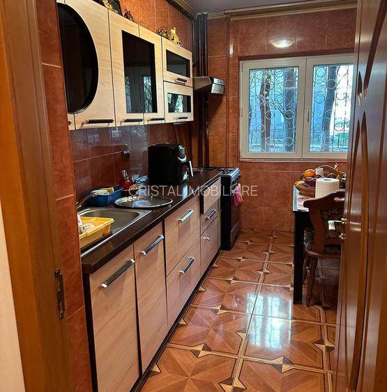 Apartament 3 camere, Decomandat. Bld. Al. Obregia, zona Vatra Dornei. - 7