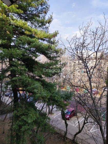 Apartament 4 camere, zona Brancoveanu - Berceni ( sunt proprietar - nu firma ) - 2
