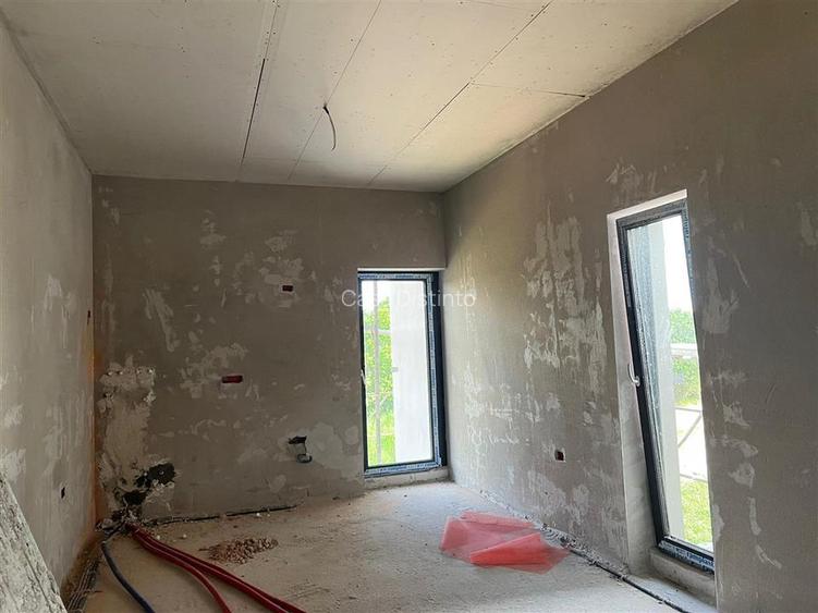 SUPER OFERTA! Casa cu 11 camere si 12 ari de teren - 11