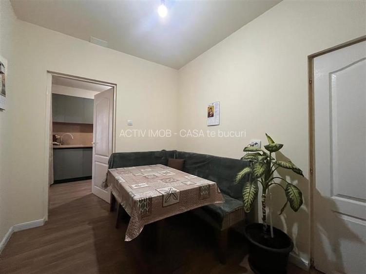 Lugoj, Casa 130 Mp. Teren 250 Mp. Central, Zona ZERO - 3