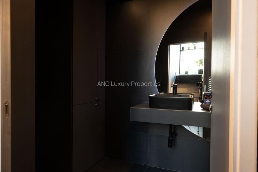 Vila Hi-Tech Minimalista: O Bijuterie Arhitecturala în Otopeni - Odaile - 9