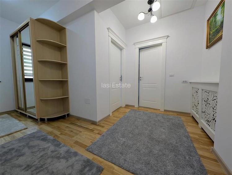 Casa lux mobilata sau partial Bucium - 11