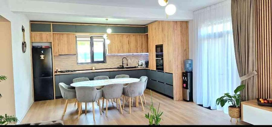 Casa 4 camere 2 bai teren 800 mp - 6