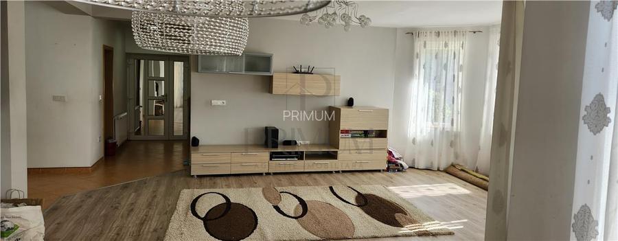 Casa individuala - 5 camere - dormitor la parter - 792 mp teren - 12