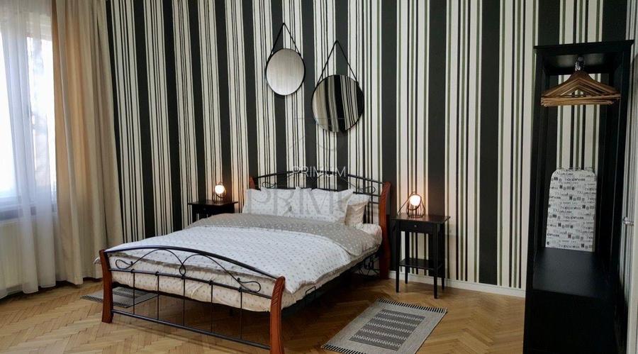 CENTRAL - ETAJ 1 - 3 CAMERE - 2 TERASE - CENTRALA PROPRIE - CLIMA - BOXA - 14