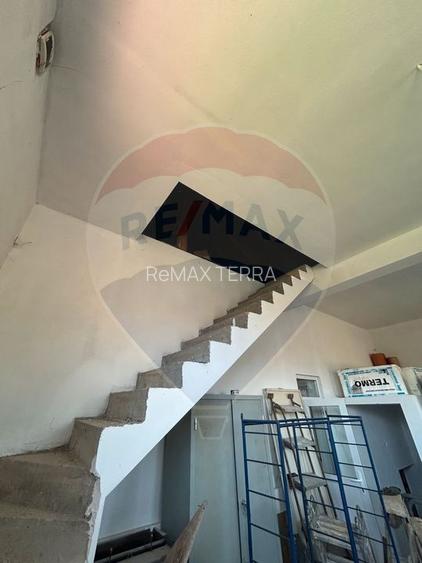 Casă cu 5 camere de vânzare - 14