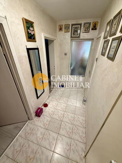 3 Camere SemiDecomnadat - Bloc Fara Risc - Zona Podu Ros - 10