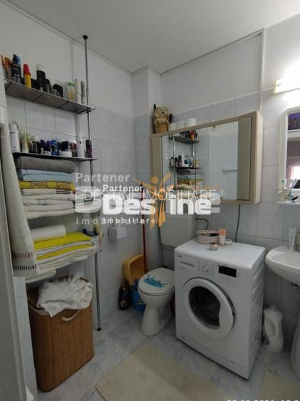 Apartament de vânzare 2 camere, decomandat, zona ultra centrală, semi / mobilat - 8